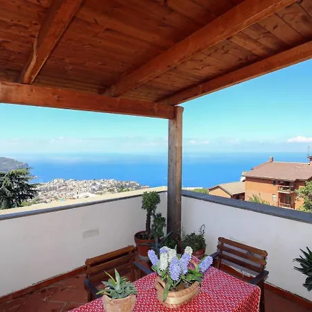 Bella Casa Panoramica A Vico Equense Apartment Exterior photo